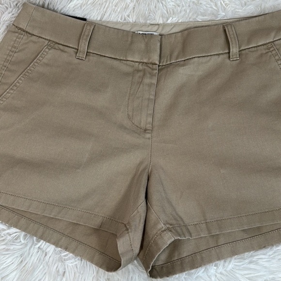 J.Crew Factory Tan Cargo Style Shorts NWT - Picture 2 of 8
